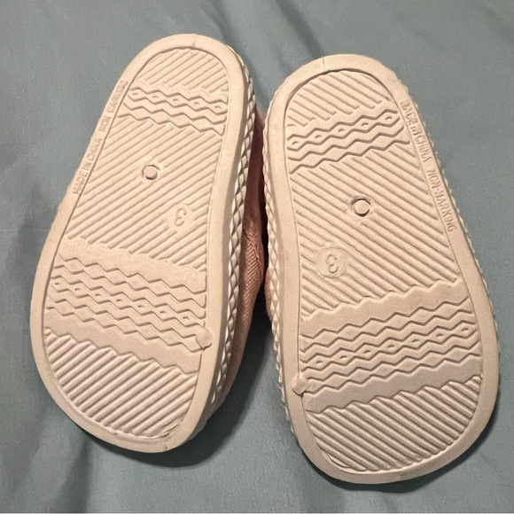 NWOT Cutie Pie Cherry 🍒 Shoes - Picture 3 of 6